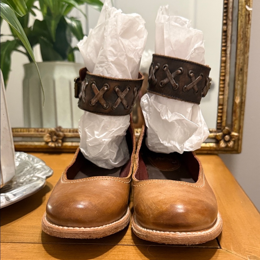 Freebird RANDI-Tan Leather Flats with Western Style Details Straps